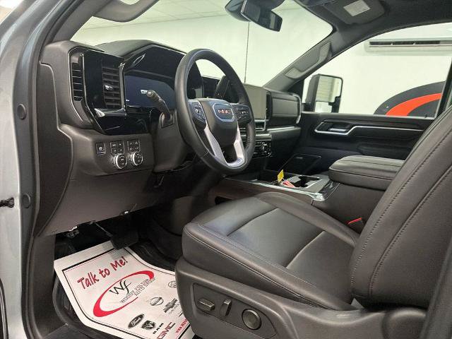 Used 2026 GMC Sierra 2500 SLT w/ SLT Premium Package AWD/4WD image 10