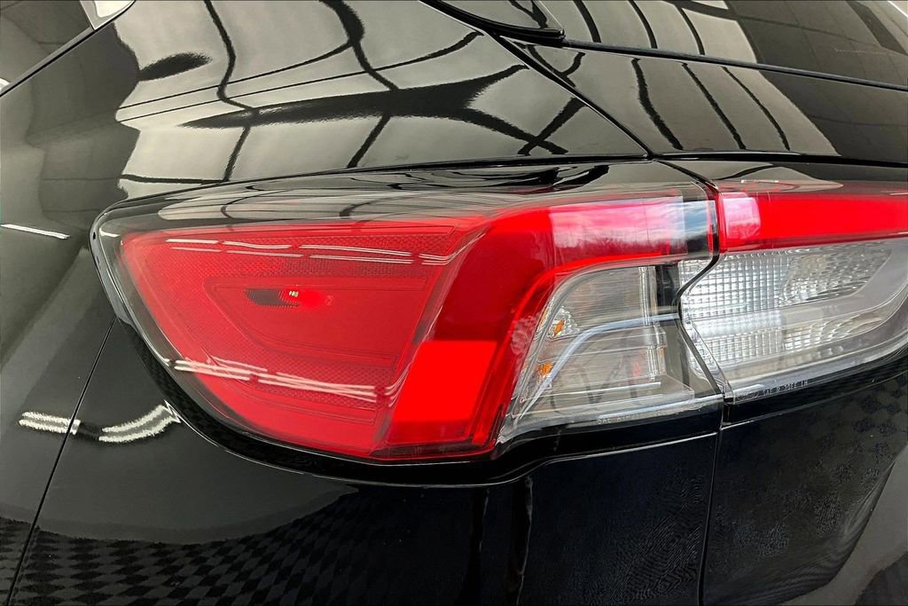 Certified 2022 Ford Escape SE w/ Convenience Package image 30