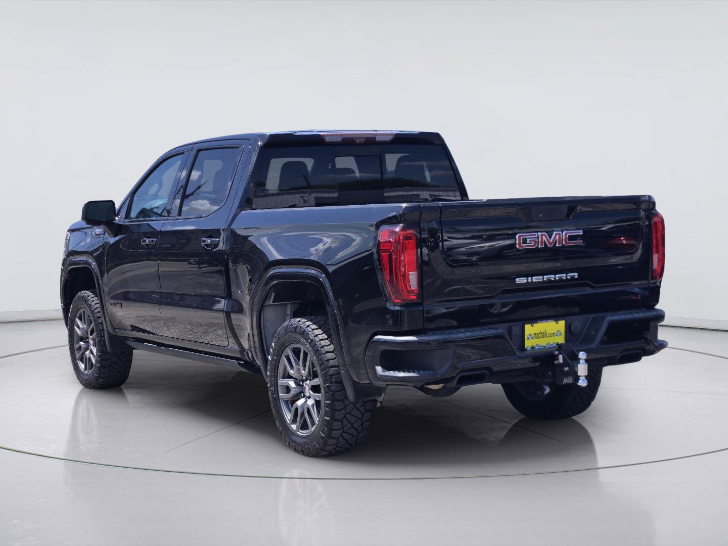 Used 2020 GMC Sierra 1500 AT4 w/ AT4 Premium Package AWD/4WD image 6