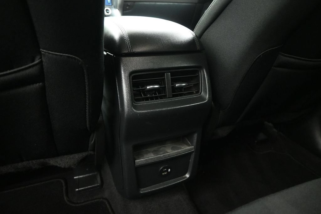 Certified 2022 Ford Edge SE w/ Black Appearance Package AWD/4WD image 18