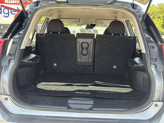 Used 2019 Nissan Rogue S FWD image 22