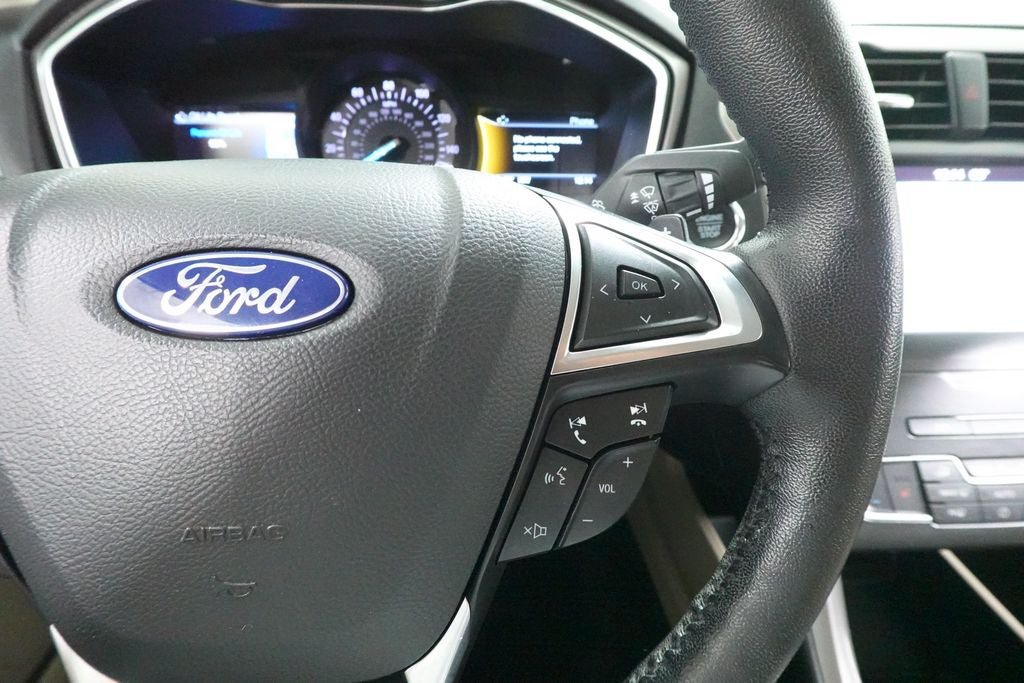 Certified 2019 Ford Fusion SEL FWD image 15
