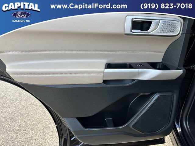 Certified 2023 Ford Explorer Limited w/ Limited Technology Package AWD/4WD image 18