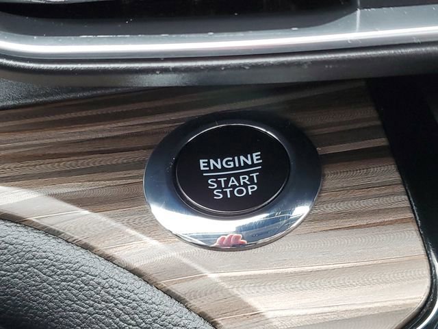 Certified 2023 Ford Explorer Limited w/ Limited Technology Package image 21