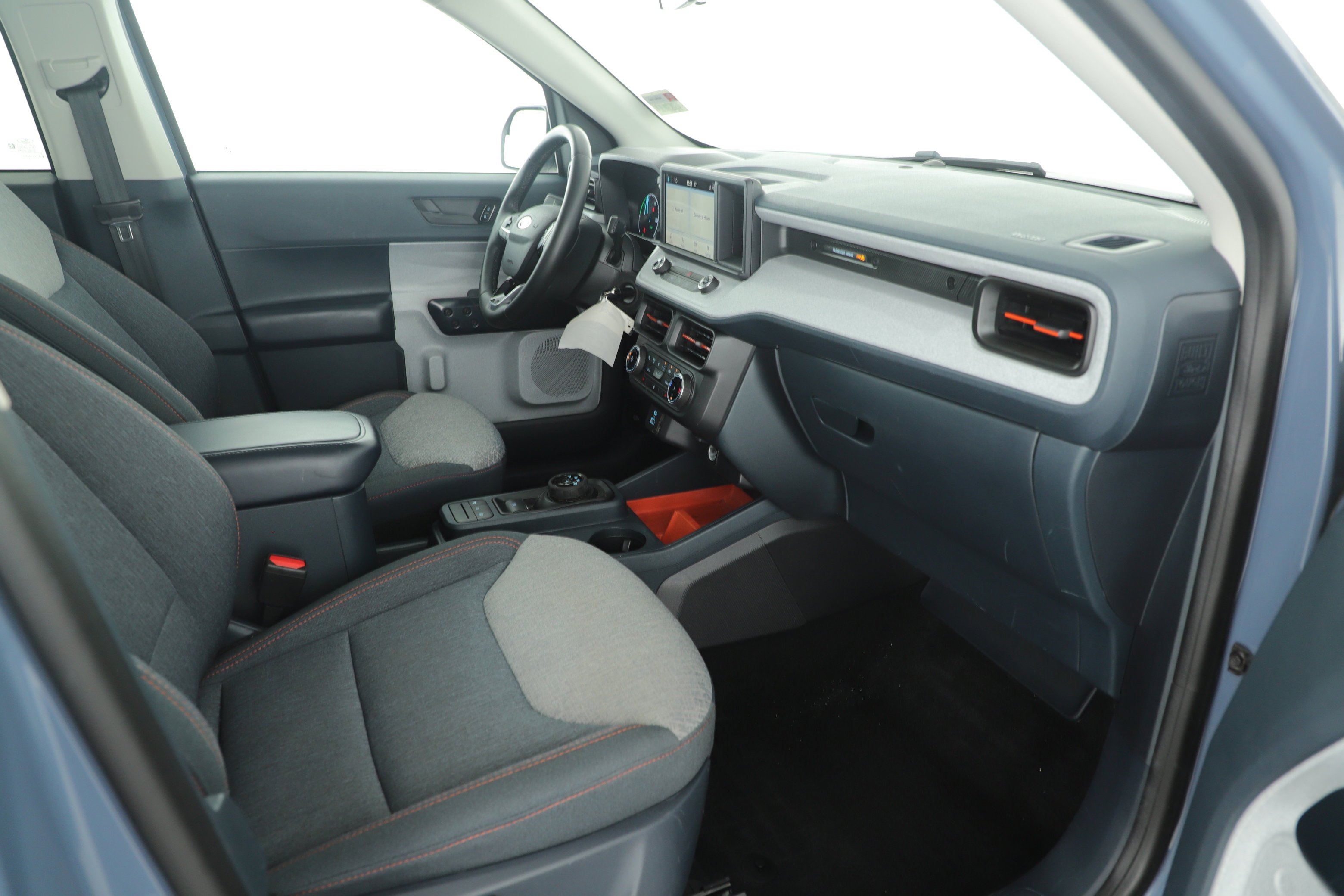 Certified 2024 Ford Maverick XLT w/ XLT Luxury Package FWD image 17