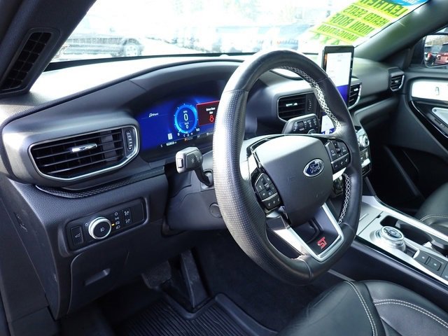 Certified 2021 Ford Explorer ST w/ ST Street Pack image 16