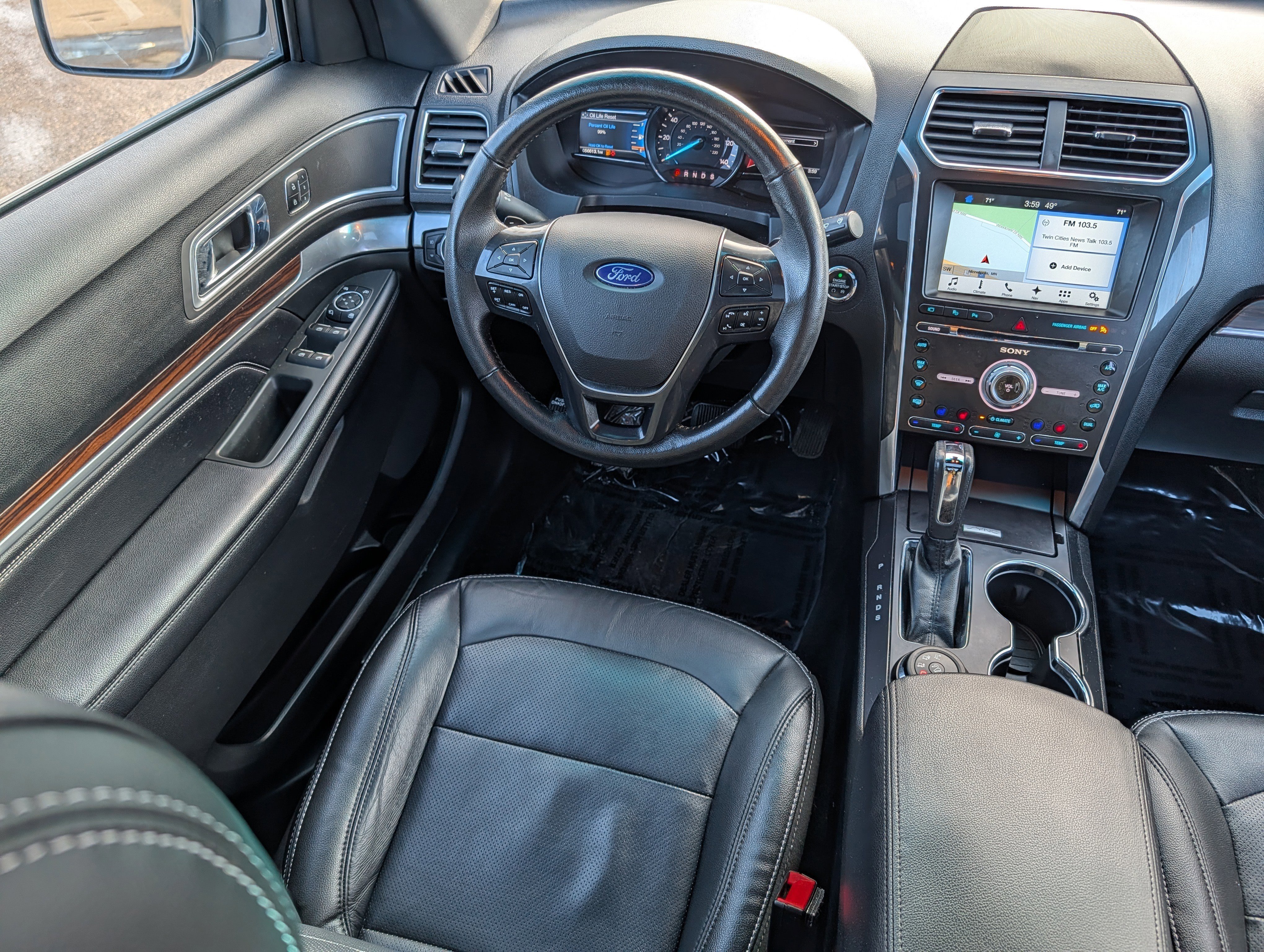 Certified 2017 Ford Explorer Limited w/ Equipment Group 303A image 9