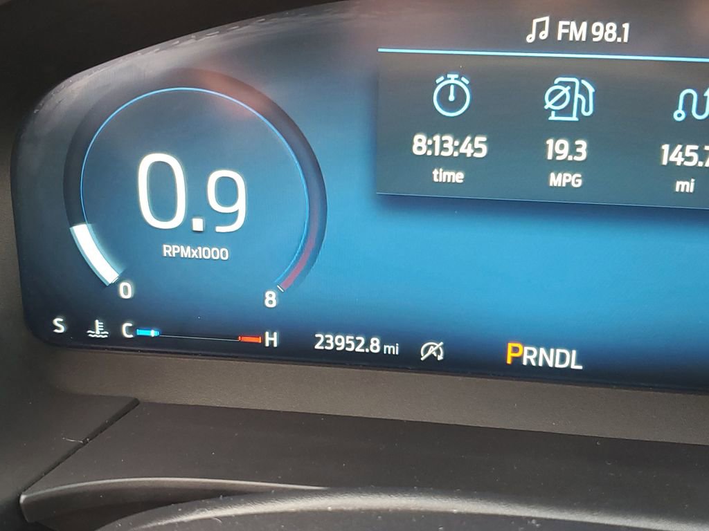 Certified 2024 Ford Escape ST-Line Select w/ Tech Pack #2 image 16