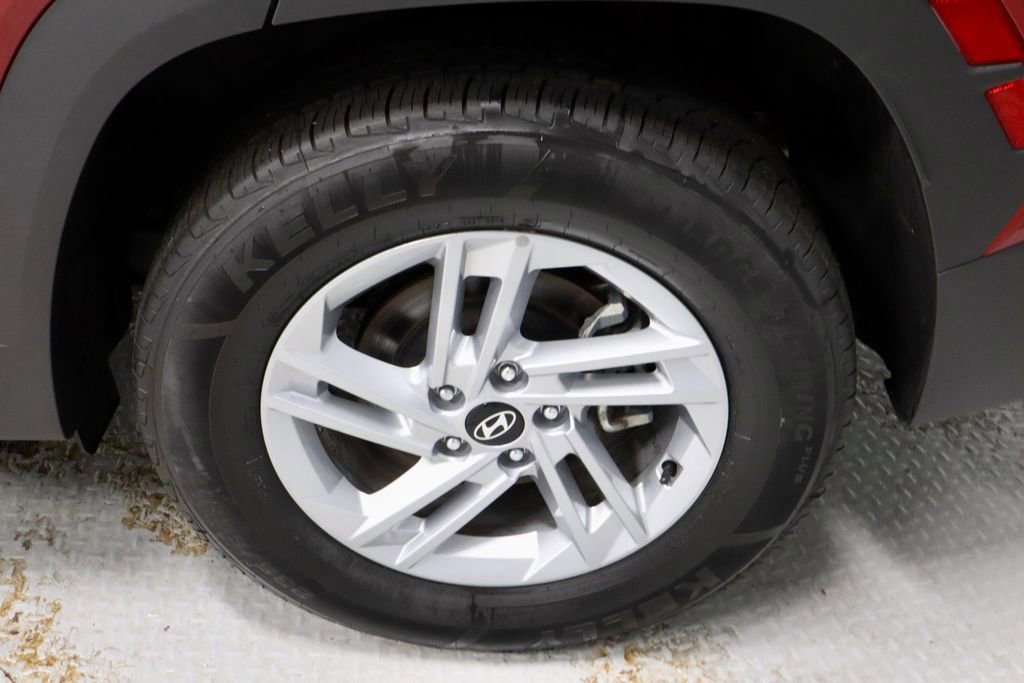 Used 2025 Hyundai Tucson SE AWD/4WD image 18