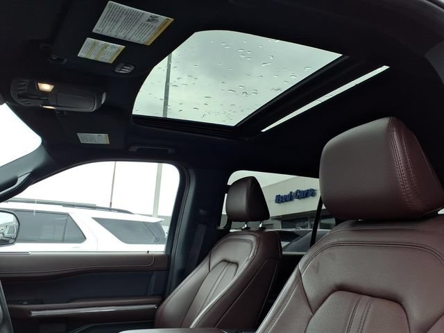 Certified 2022 Ford Expedition Limited AWD/4WD image 20