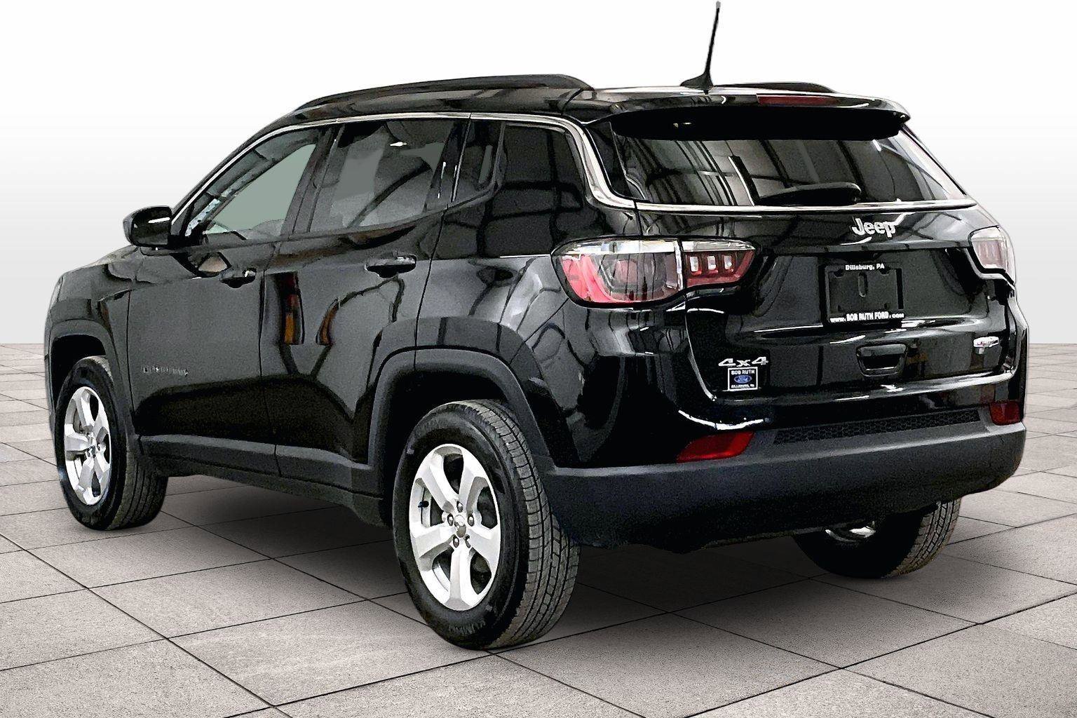 Used 2021 Jeep Compass Latitude w/ Sun and Sound Group image 10