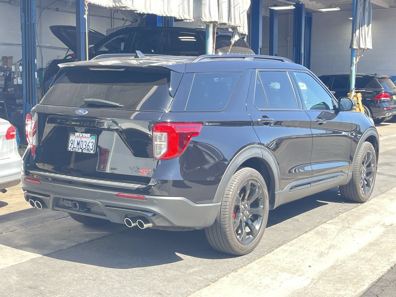 Certified 2023 Ford Explorer ST w/ Equipment Group 401A AWD/4WD image 5