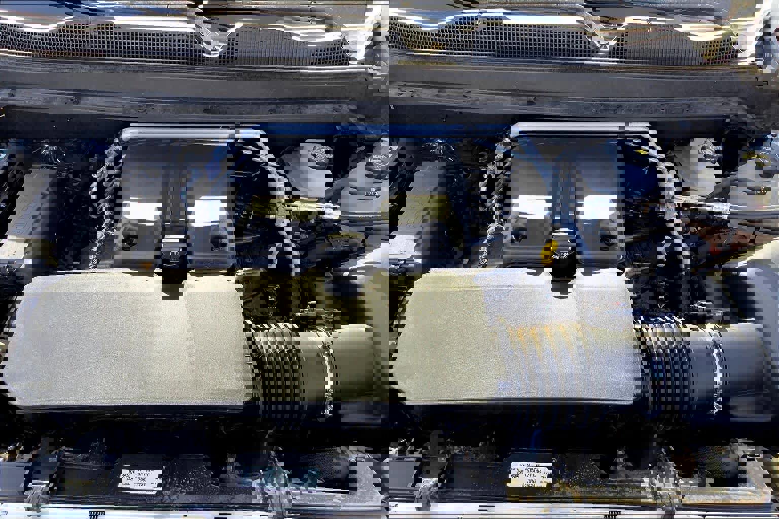 Used 2024 Chevrolet Colorado Trail Boss w/ Technology Package image 32