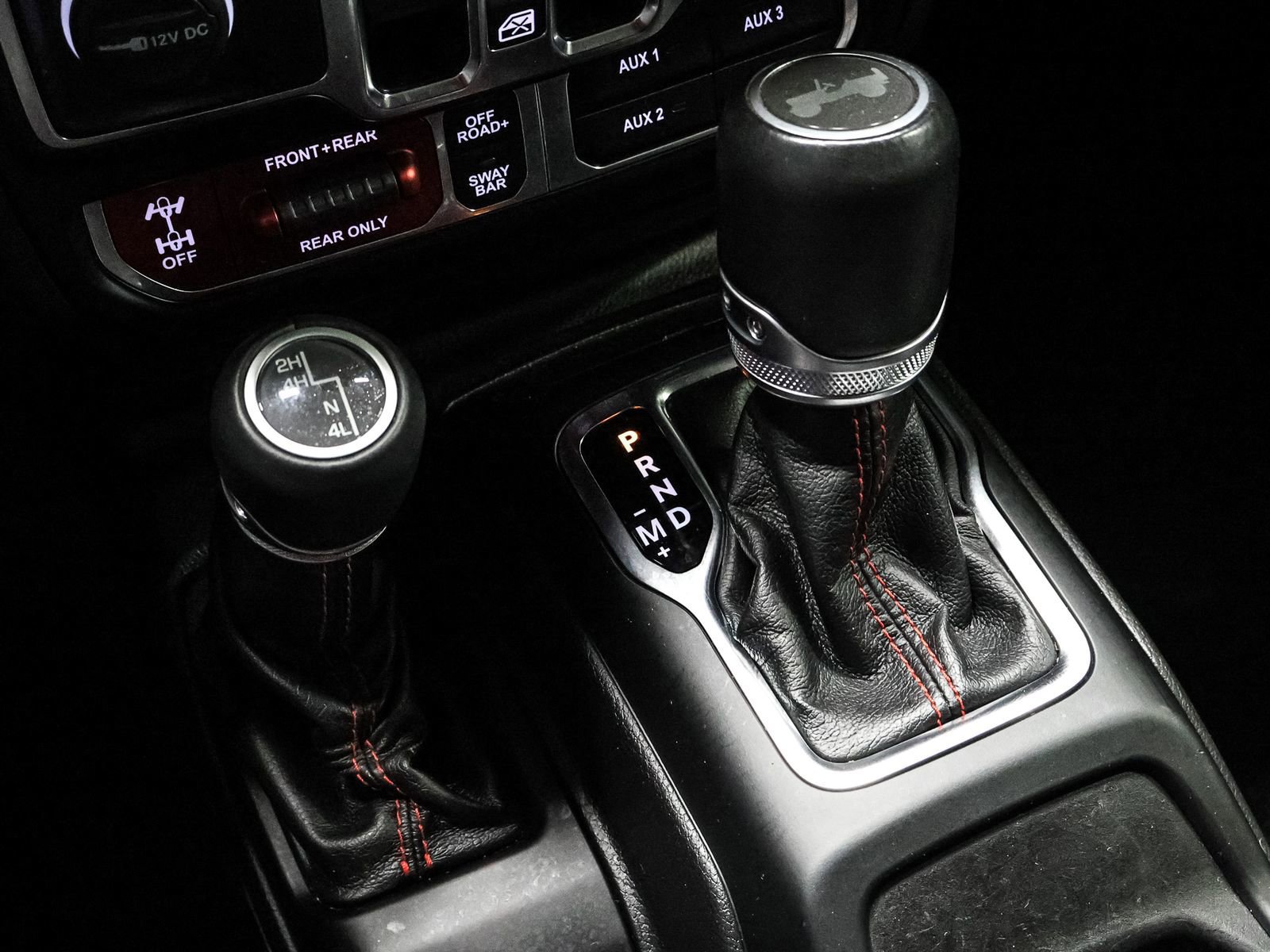 Used 2022 Jeep Wrangler Unlimited Rubicon w/ Cold Weather Group image 29