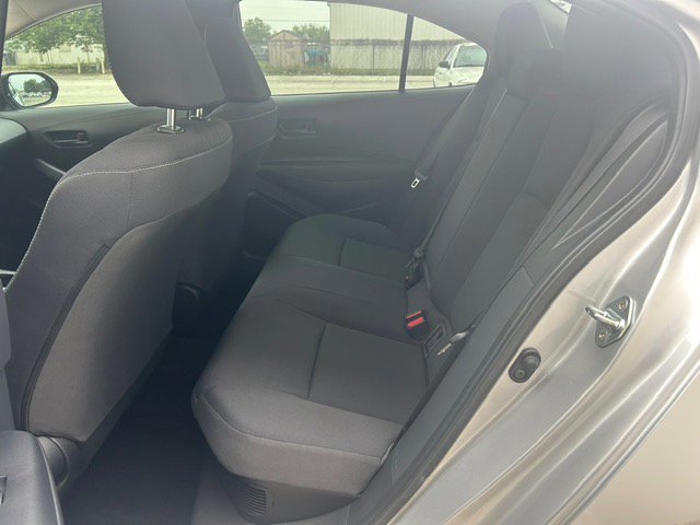Used 2025 Toyota Corolla LE FWD image 13