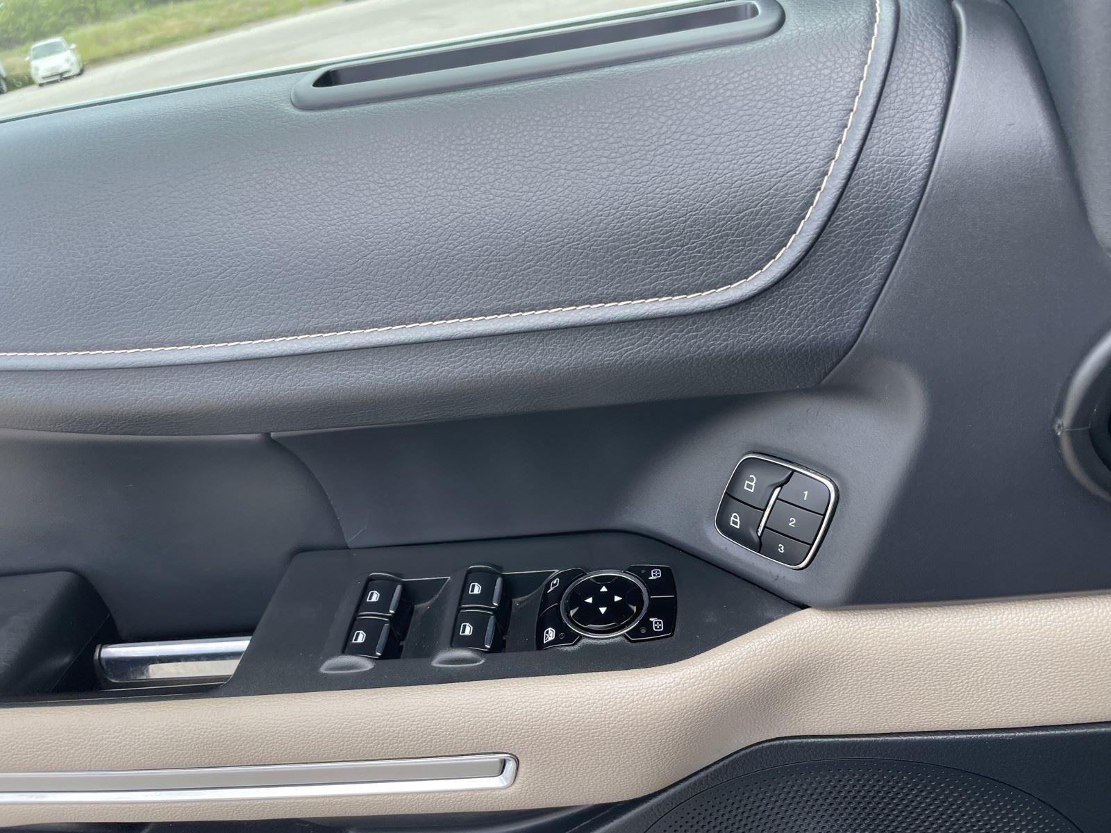 Certified 2023 Ford Expedition Limited RWD image 25