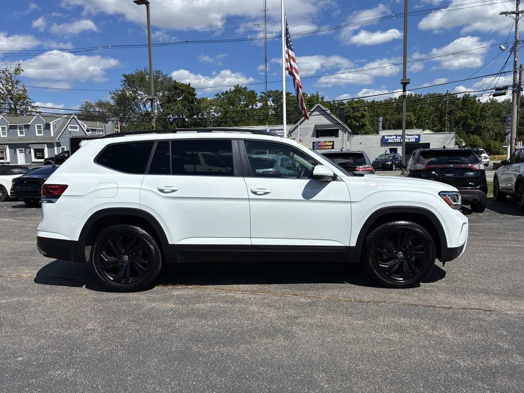 Used 2023 Volkswagen Atlas SE AWD/4WD image 8