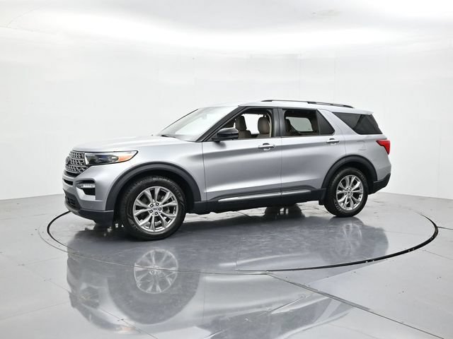 Certified 2023 Ford Explorer Limited w/ Equipment Group 301A RWD image 6