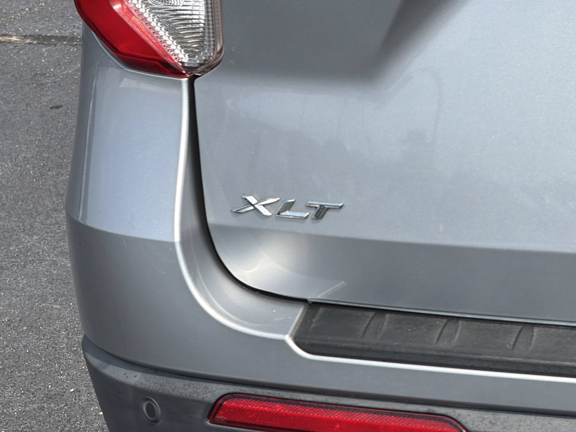 Certified 2021 Ford Explorer XLT RWD image 25