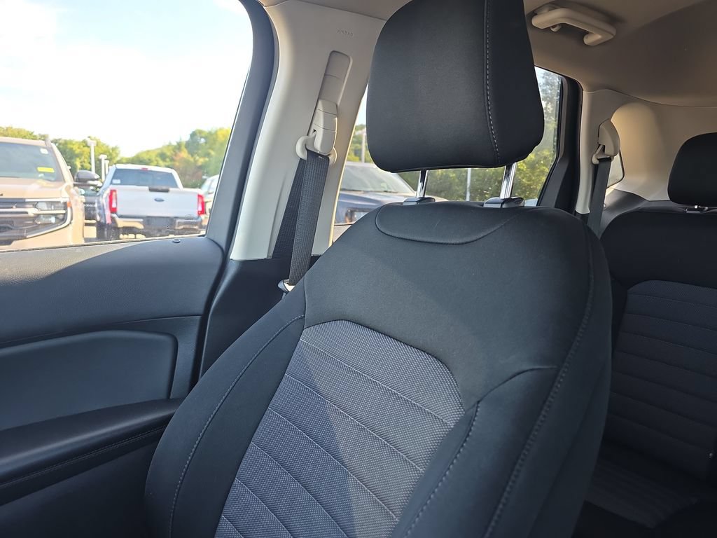 Certified 2022 Ford Edge SE w/ Black Appearance Package AWD/4WD image 41