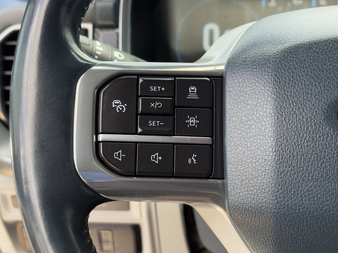 Certified 2023 Ford F150 Limited AWD/4WD image 17