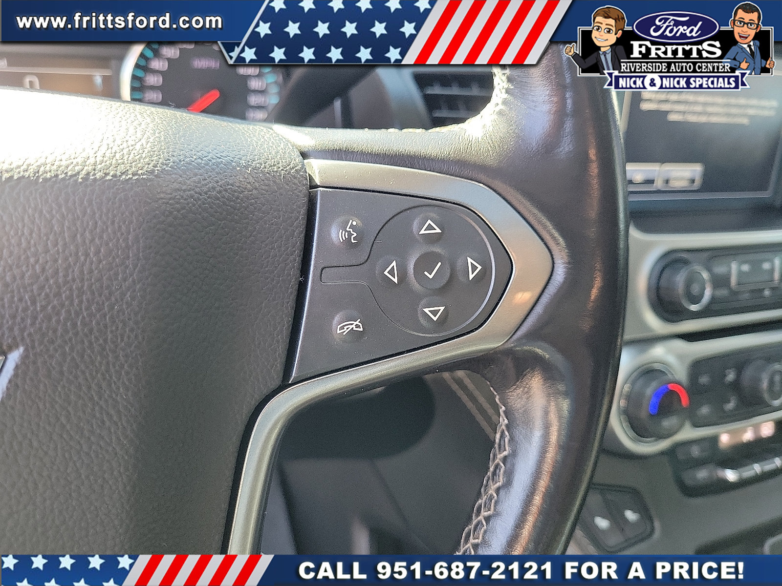 Used 2020 Chevrolet Suburban LT w/ Luxury Package AWD/4WD image 7
