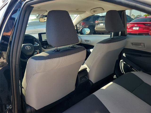Used 2025 Toyota Corolla LE image 11