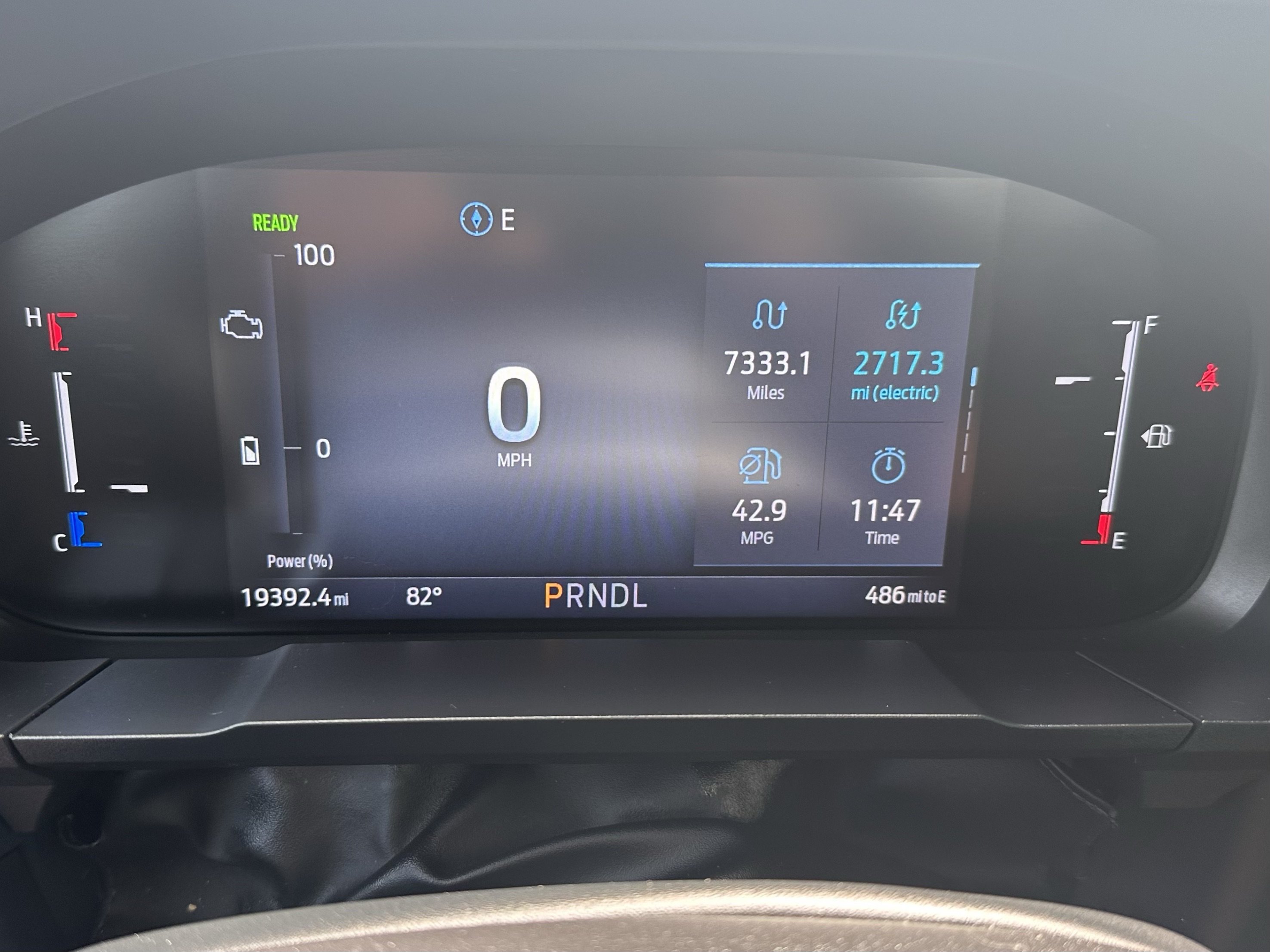 Certified 2025 Ford Maverick XL FWD image 23