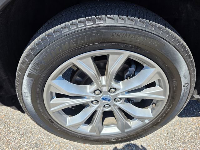Certified 2023 Ford Explorer XLT w/ Equipment Group 202A AWD/4WD image 12