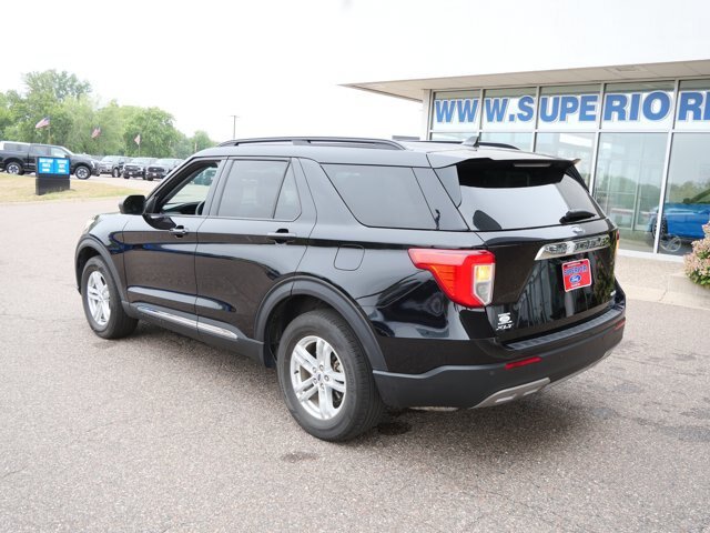Certified 2023 Ford Explorer XLT w/ Equipment Group 202A AWD/4WD image 7