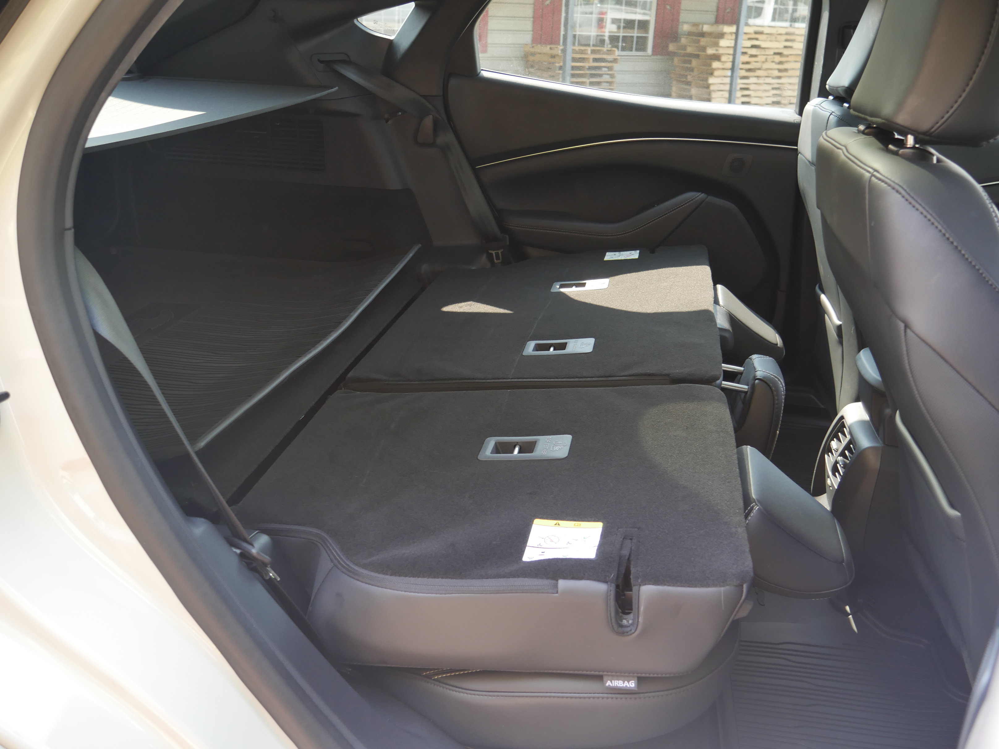 Certified 2025 Ford Mustang Mach-E Premium AWD/4WD image 32