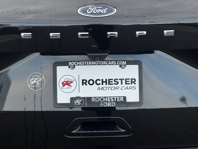 Certified 2020 Ford Escape SE image 40