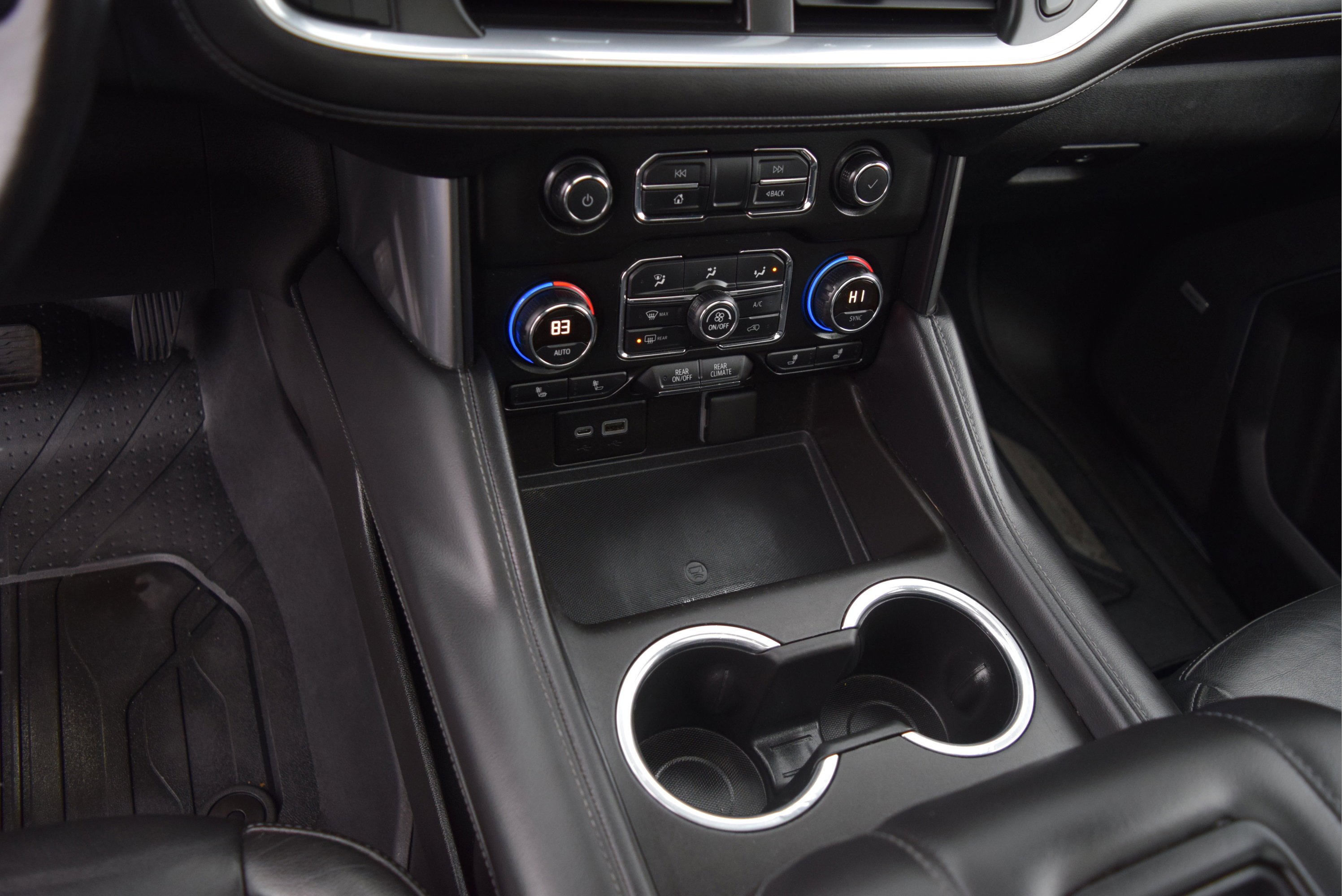 Used 2021 Chevrolet Tahoe Z71 w/ Z71 Signature Package image 20