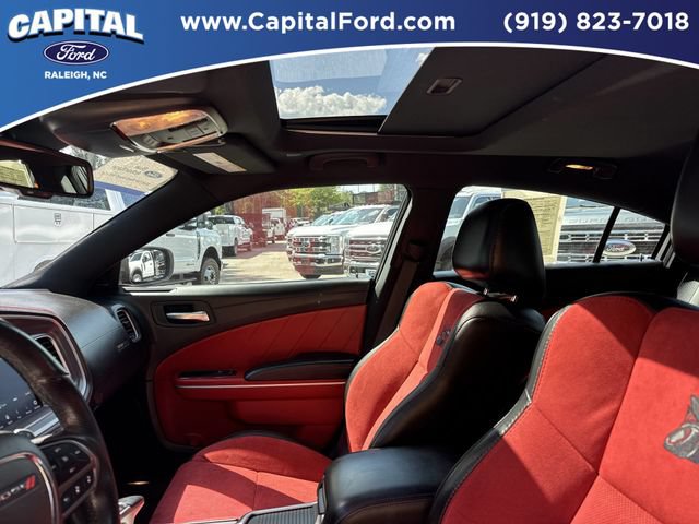 Used 2022 Dodge Charger Scat Pack w/ Dynamics Package RWD image 22