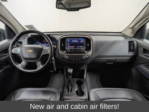 Used 2022 Chevrolet Colorado Z71 AWD/4WD image 3