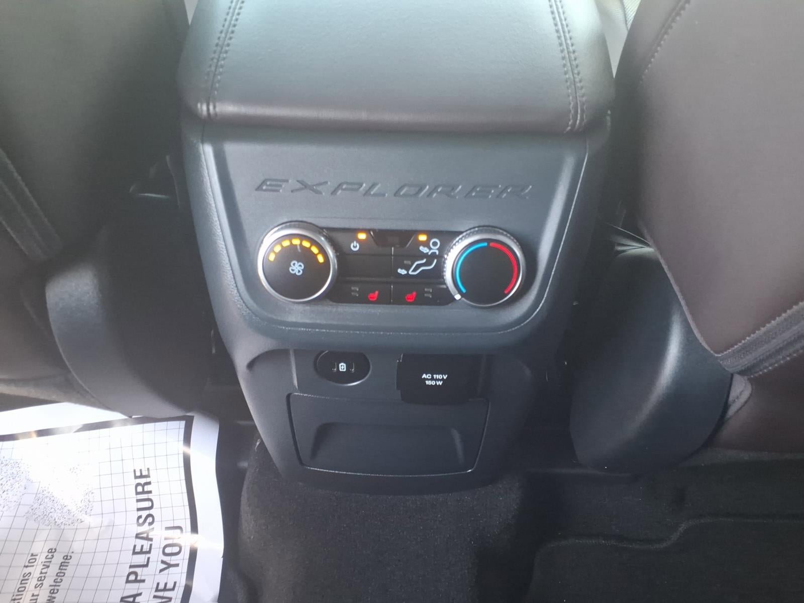 Certified 2025 Ford Explorer Platinum AWD/4WD image 19