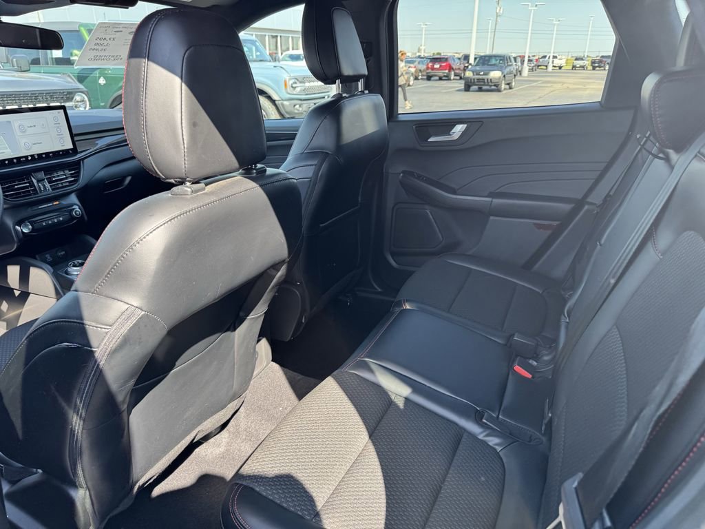 Certified 2023 Ford Escape ST-Line w/ Tech Pack #1 image 25