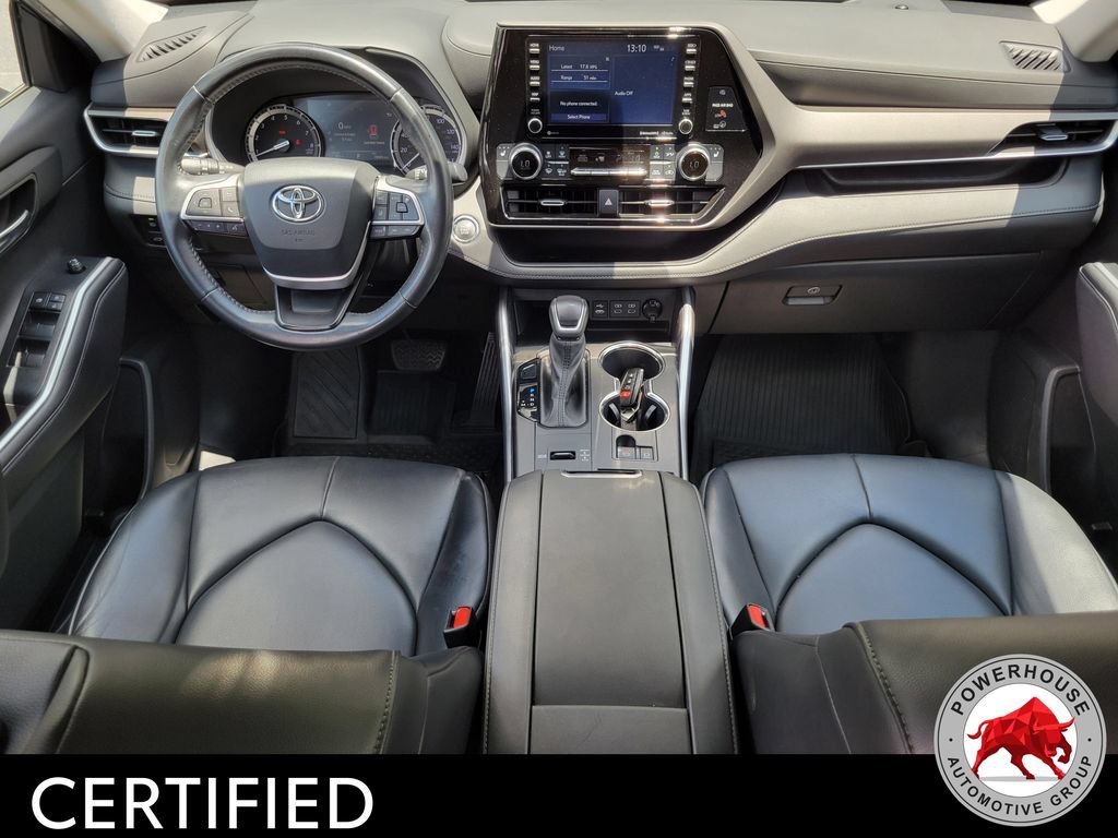 Used 2022 Toyota Highlander XLE FWD image 20