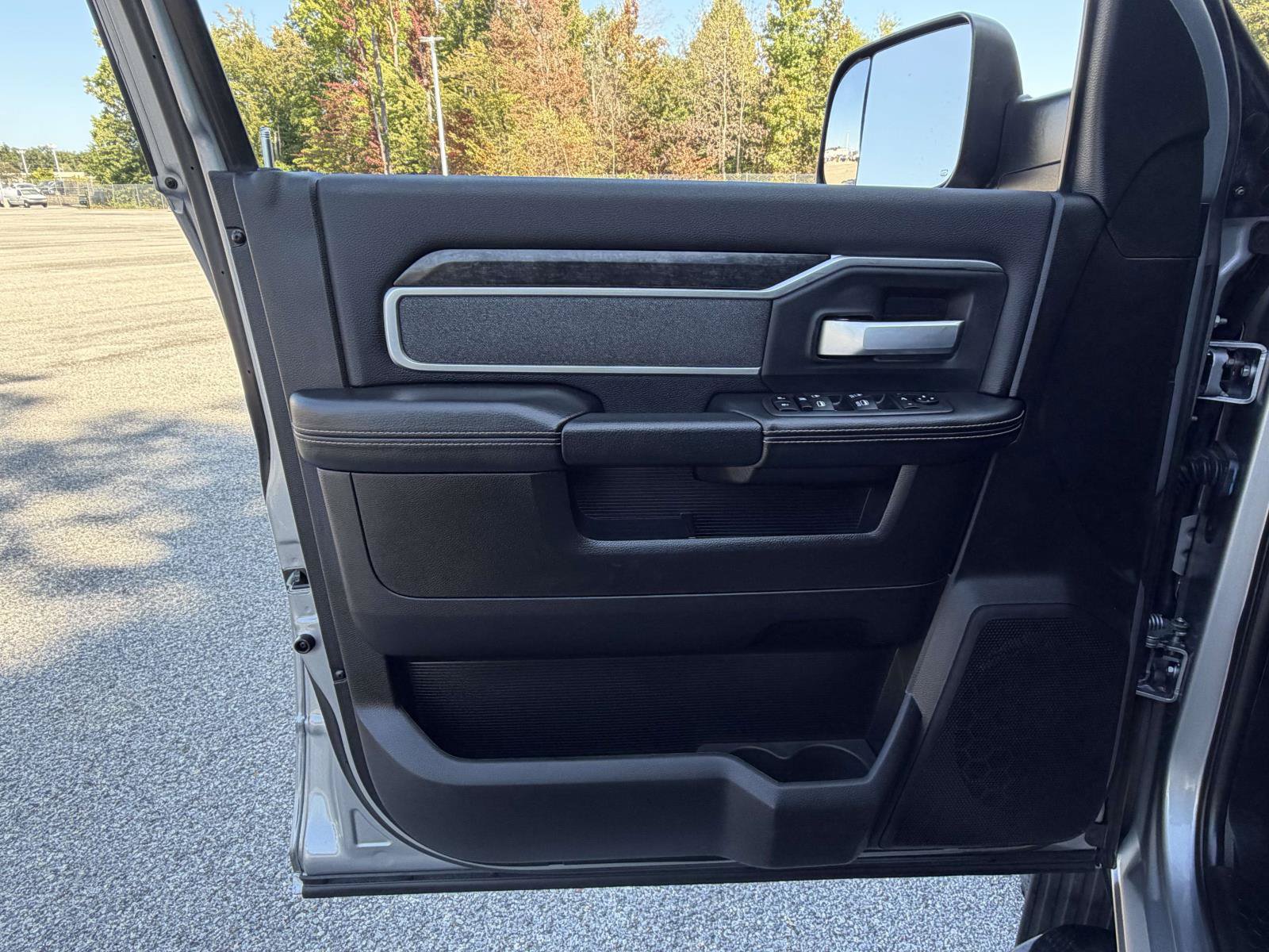 Used 2019 RAM 2500 Big Horn AWD/4WD image 18