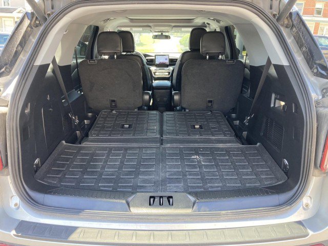 Certified 2023 Ford Explorer XLT w/ Equipment Group 202A AWD/4WD image 16