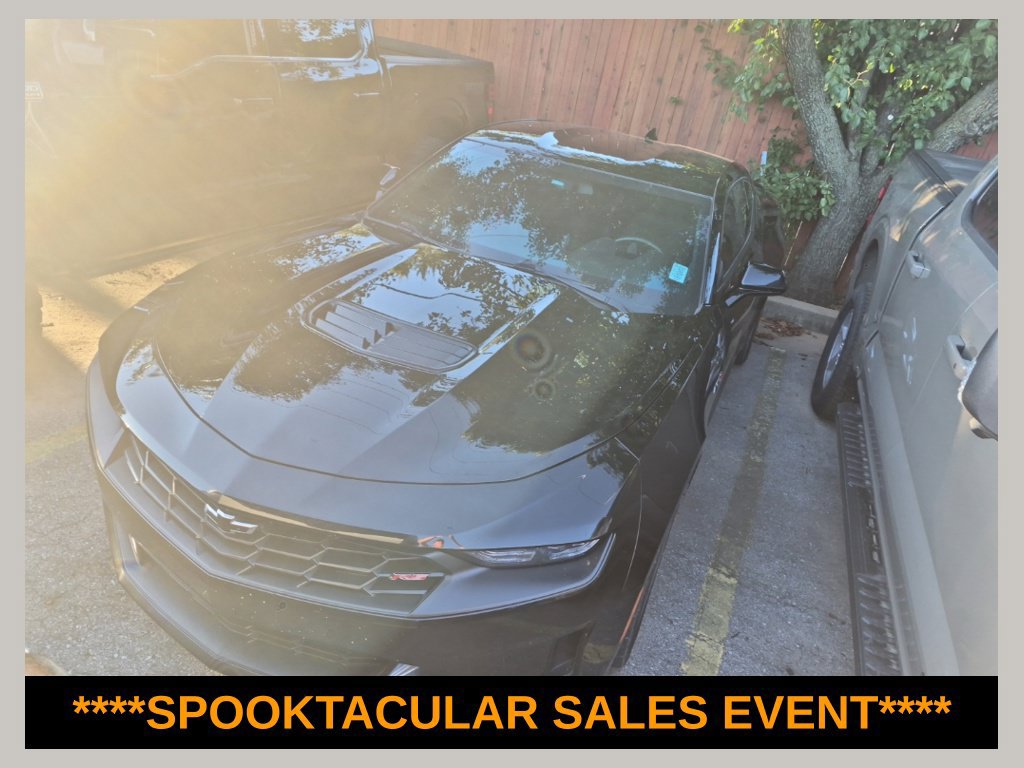 Used 2023 Chevrolet Camaro LT w/ RS Package RWD image 1