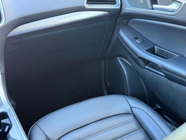 Certified 2024 Ford Edge SEL w/ Convenience Package AWD/4WD image 13