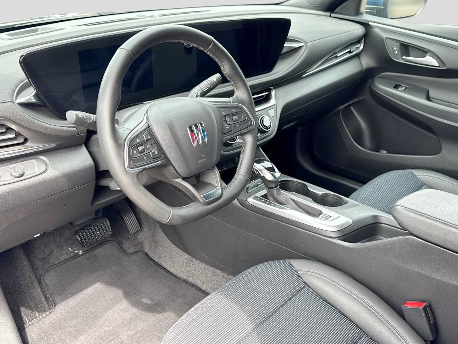 Used 2024 Buick Envista Preferred w/ Convenience I Package FWD video 2
