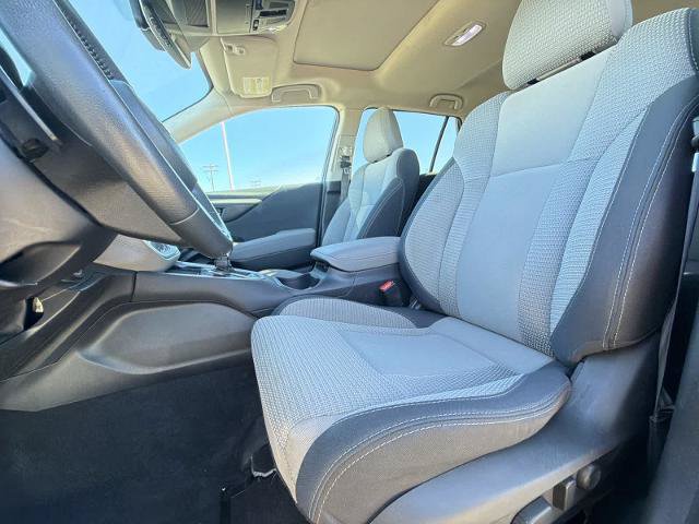 Used 2023 Subaru Outback Premium AWD/4WD image 16