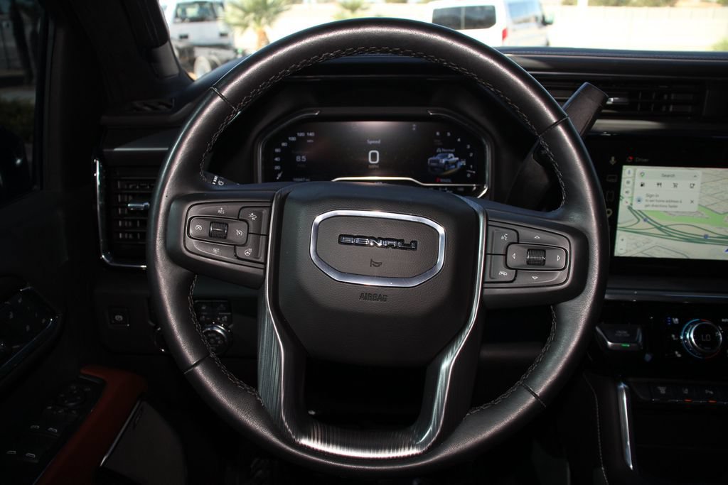 Used 2025 GMC Sierra 3500 Denali Ultimate AWD/4WD image 16