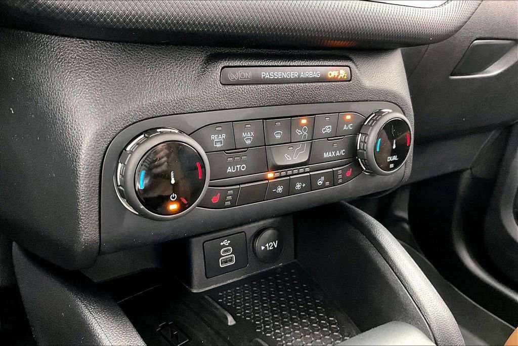 Certified 2024 Ford Bronco Sport Badlands w/ Premium Package AWD/4WD image 31