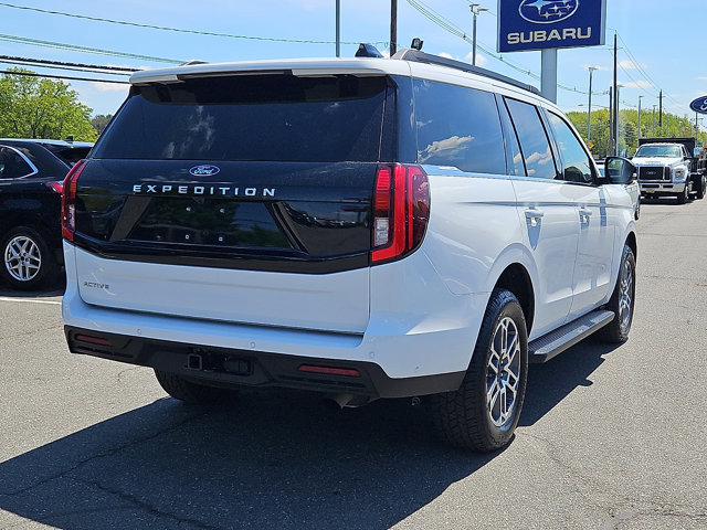 Certified 2025 Ford Expedition Active AWD/4WD image 10