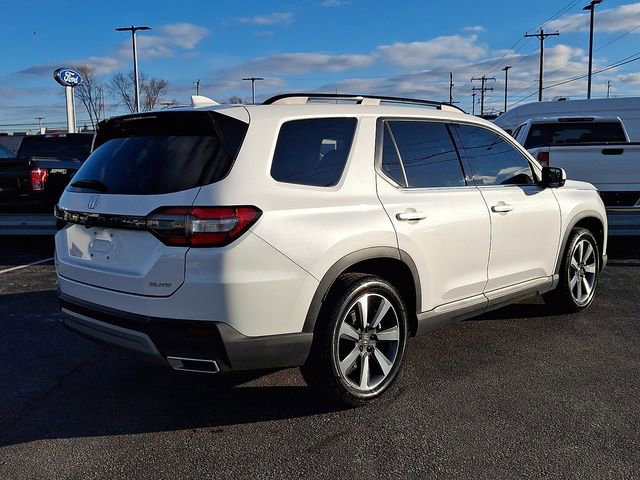 Used 2023 Honda Pilot Elite image 4