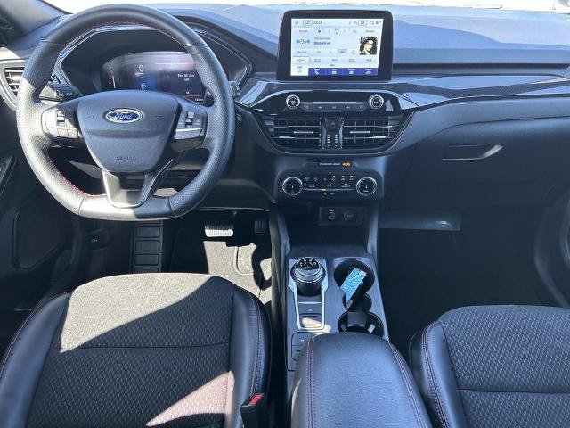 Certified 2025 Ford Escape ST-Line AWD/4WD image 13