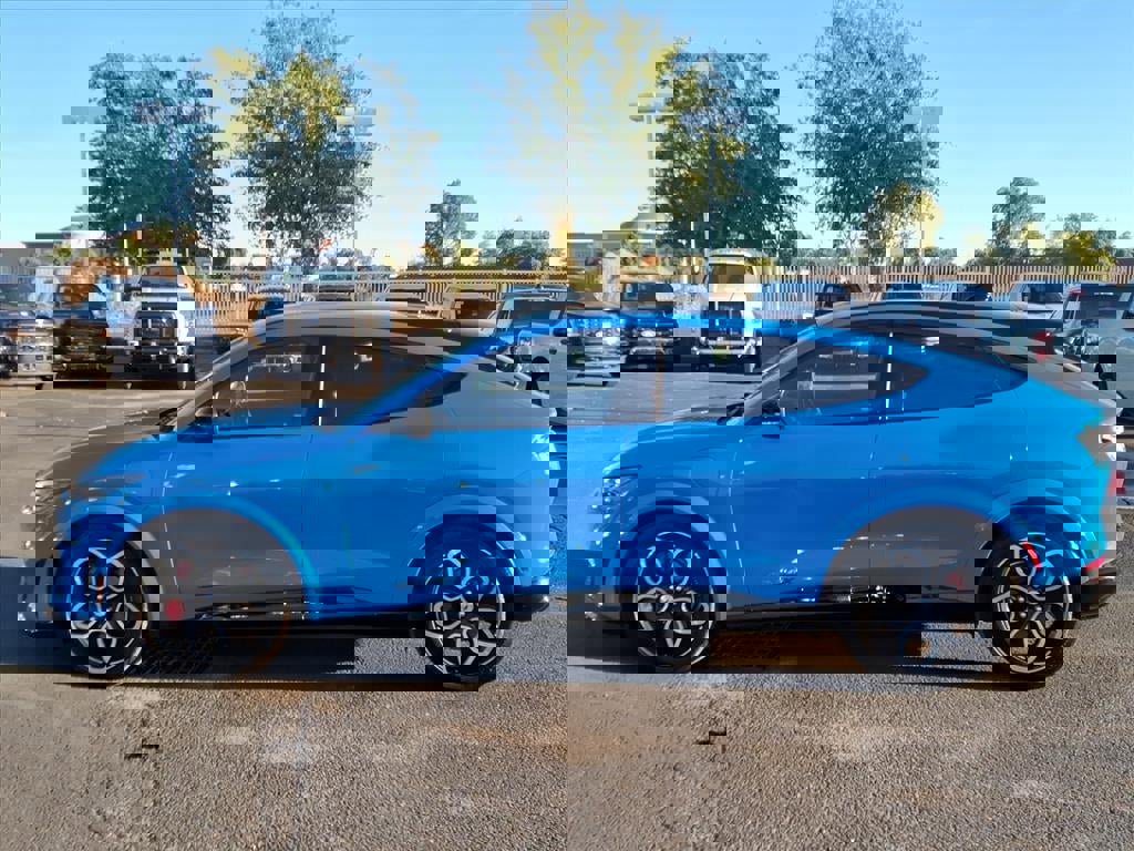 Certified 2022 Ford Mustang Mach-E GT image 7